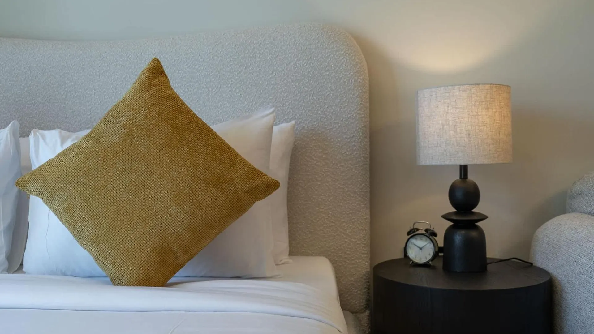 Comfortable Flat That Sleeps 2 Near Circle Mall Dubai 0*,  United Arab Emirates